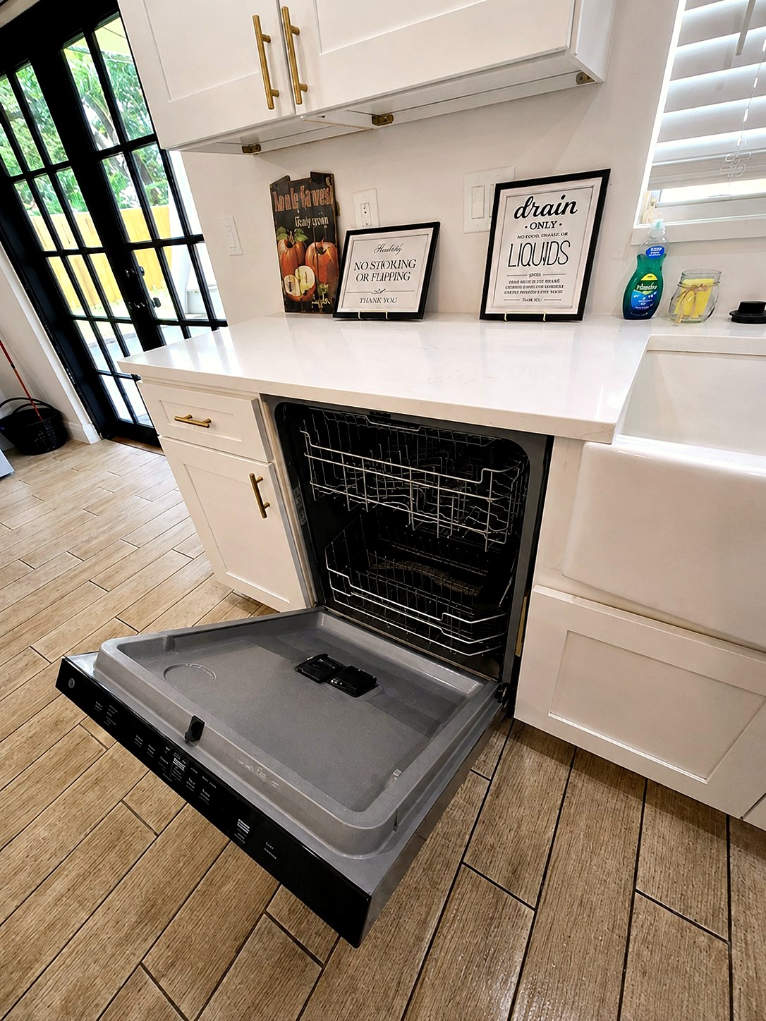 COBA WORKS property maintenance - kitchen appliance and property care